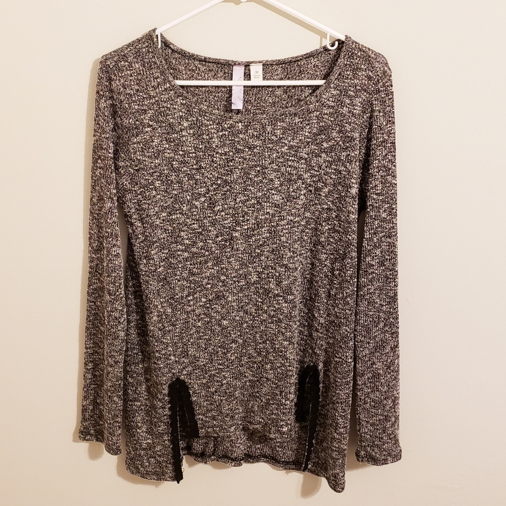 Alya Sweater with Lace Detail Size Medium